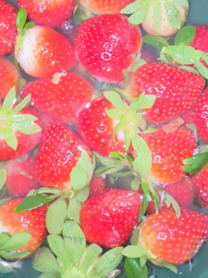 How to Wash Fruits & Veggies The Natural Way